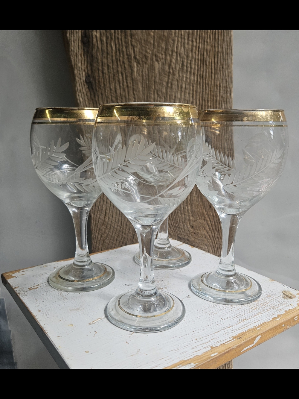 Source Unknown Gold-Rim Etched Leaf Wine Glasses - Set of 4